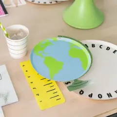 Daydream Society - Back to School Smarty Pants Globe Large Plates - Pack of 8 Paper Plates