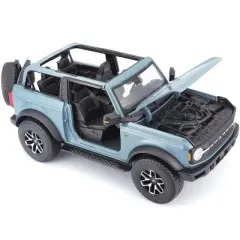 2021 Ford Bronco Badlands Blue "Special Edition" 1/18 Diecast Model Car by Maisto