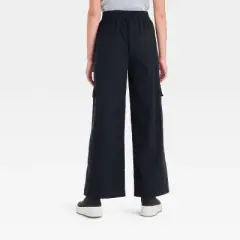 Girls' Wide Leg Soft Cargo Pants - art class&trade;