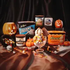 Reese's Peanut Butter Light Frozen Ice Cream with Reese's Peanut Butter Cups & Peanut Butter Swirl &ndash; 48 fl oz