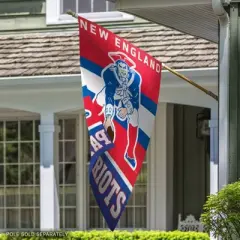 NFL New England Patriots 28"x40" Retro Banner Flag