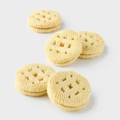 Halloween Pumpkin Flavor Biscuit Sandwich Crunchy Dog Treat - Boots & Barkley&trade; 11.8oz