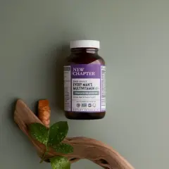 New Chapter Men's Multivitamin 40+, Every Man's One Daily 40+ with Fermented Vitamin C, Vitamin D3, Vitamin B12, Selenium - 30ct