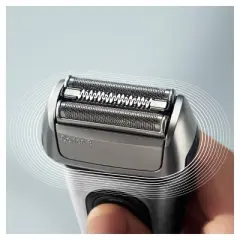 Braun Series 8-8417s Men's Electric Foil Shaver with Precision Beard Trimmer & Charging Stand