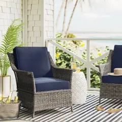 7'x10' Narrow Wornstripe Rectangular Woven Outdoor Area Rug Navy Blue - Threshold&trade;