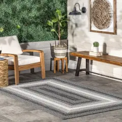 nuLOOM Kaila Ombre Bordered Indoor and Outdoor Patio Area Rug