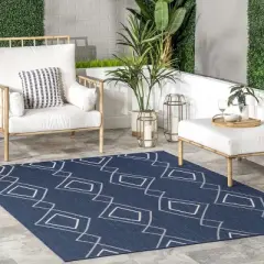 nuLOOM Mallie Moroccan Striped Indoor/Outdoor Area Rug