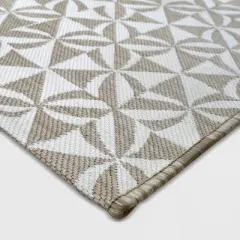 Cameo Outdoor Rug Gray/White - Opalhouse