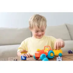 Educational Insights Design & Drill Bolt Buddies Tractor