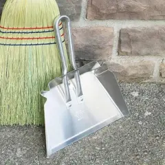 Amaroq Aluminum Stays-Flat Dustpan Lightweight Rust-Proof Aluminum Small 12 1/2" Wide
