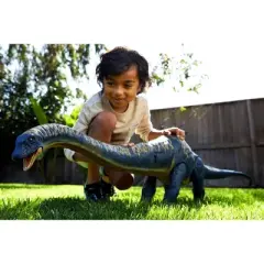 Jurassic World: Dominion Dreadnoughtus Dinosaur Figure (Target Exclusive)