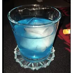 Large Ice Cube Molds-Set of 2 Silicone Trays Makes 8, 2"x 2" Big Cubes-BPA-Free, Flexible-Chill Water, Cocktails, and More by Hastings Home