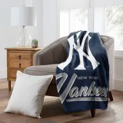 MLB New York Yankees 50 x 60 Raschel Throw Blanket
