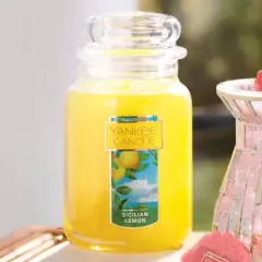 'Sicilian Lemon' 22oz Original Large Jar - Yankee Candle