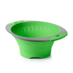 OXO 3.5qt Colander with Handle Green