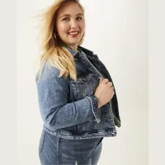Molly & Isadora Women's Medium Wash Denim Jacket