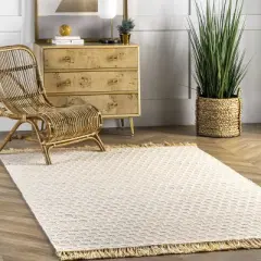 nuLOOM Wylie Honeycomb Wool Fringe Rug