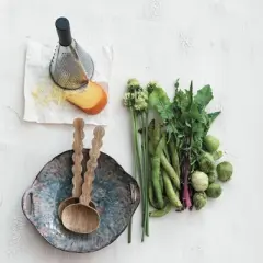 Storied Home Stainless Steel Cone Shaped Grater with Mango Wood Handle, Black