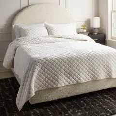 Luxe Diamond Stitch Velvet Quilt - Threshold&trade;