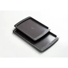 Saveur Selects Set of 2 Non-stick Carbon Steel Rimmed Baking Sheets: Oven Tray, Even-Heating, Dishwasher-Safe, Silver