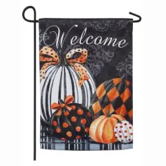 Evergreen Flag Elegant Pattern Pumpkins Garden Suede Flag