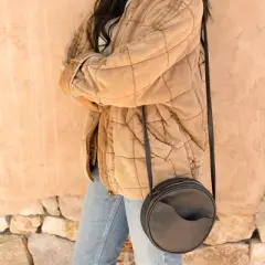 Nisolo Sustainable Women's Carry-All Circle Crossbody