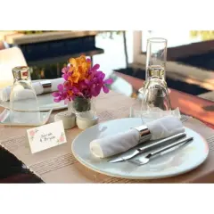 Floral Table Place Cards - 100 Piece Rose Tent Cards, Table Decorations for Romantic Wedding, Banquets, Bridal Shower, 2 x 3.5 Inches