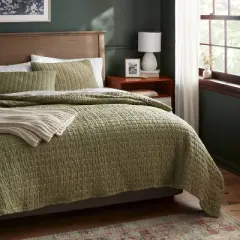 Yarn Dye Crinkle Grid Quilt - Threshold&trade;