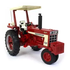 1/16 Prestige Series International Harvester 666 Narrow with ROPS and Fender Radio 44219