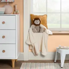 Plush Blanket with Soft Toy - Cloud Island&trade; Lion