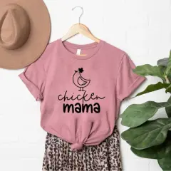 Simply Sage Market Women's Chicken Mama Short Sleeve Graphic Tee