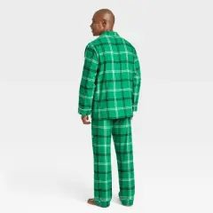 Men's Plaid Flannel Matching Family Pajama Set - Wondershop&trade; Green