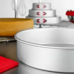 Fat Daddio's Anodized Aluminum Round Cake Pan