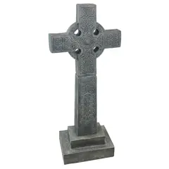Design Toscano Full-Size Chisholm Highland Celtic Cross Statue
