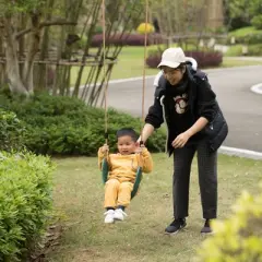 PLAYBERG Outdoor Playground Kids Heavy Duty Swing Seat, EVA Belt Swing with Rope for All Ages