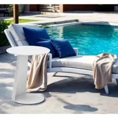 HomeRoots 16" White Aluminum Rounded Outdoor Side Table