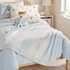 Princess Castle Kids' Throw Blanket - The Disney Collection by Pillowfort&trade;