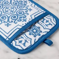 Martha Stewart 2pk Strie Medallion Pot Holder Set Navy Blue: Classic Woven Cotton & Polyester Kitchen Textiles, 10"x7"