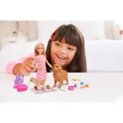 Barbie Doll Newborn Pups Playset