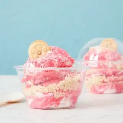 Juvale 50-Pack 5 oz Plastic Dessert Cups with Lids - Bulk Ice Cream Containers with Dome Lids (Clear)