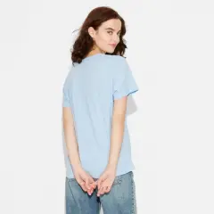 Women's Winnie the Pooh and Friends Short Sleeve Graphic T-Shirt - Blue