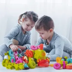 Top Race 98-Piece Remote Control Moving Gear Train w/ Lights & Sound