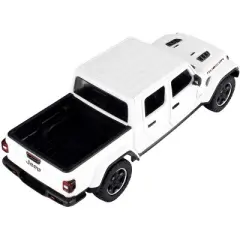 2021 Jeep Gladiator Rubicon (Closed Top) Pickup Truck White 1/24-1/27 Diecast Model Car by Motormax