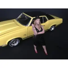 "Hanging Out II" Patricia Figurine for 1/24 Scale Models by American Diorama