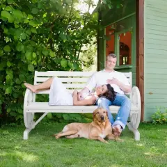 VINGLI Outdoor Wood Bench, 2-Person Rustic Wooden Wagon Wheel Bench, All-Weather White Garden Bench for Patio Yard Porch