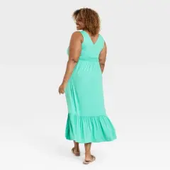 Women's Sleeveless V-Neck Maxi Dress - Ava & Viv&trade;
