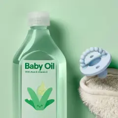 Baby Oil - Aloe Vitamin E - 20oz - up&up&trade;