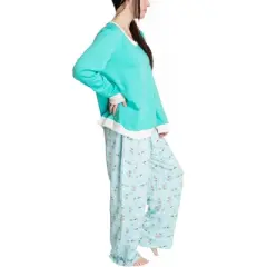 Hanes Womens Holiday Hibernation Pajama Set
