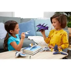 Disney Pixar Lightyear Hyperspeed Series Zurg Fighter Ship & Zurg Figure