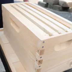 Lehman's Beekeeping Deep Nuc Box, Assembled Super or Brood Box with Beeswax Foundation Frames for 5 Frame Honeybee Hives, Amish Made